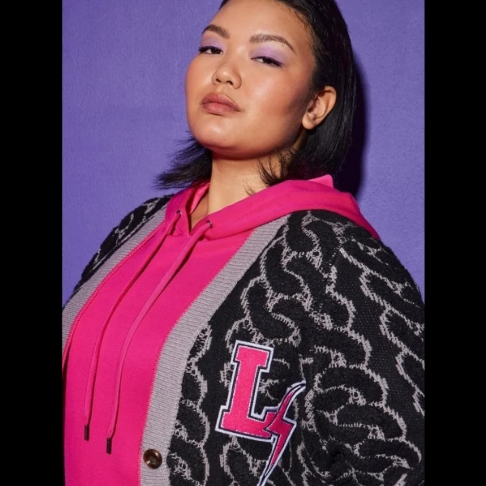 Torrid NWT Lovesick Jacquard Button Front Crop Sweater Cardigan - Picture 3 of 5